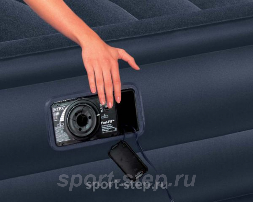 Двуспальная надувная кровать Intex Rising Comfort 66718 с встроенным электронасосом