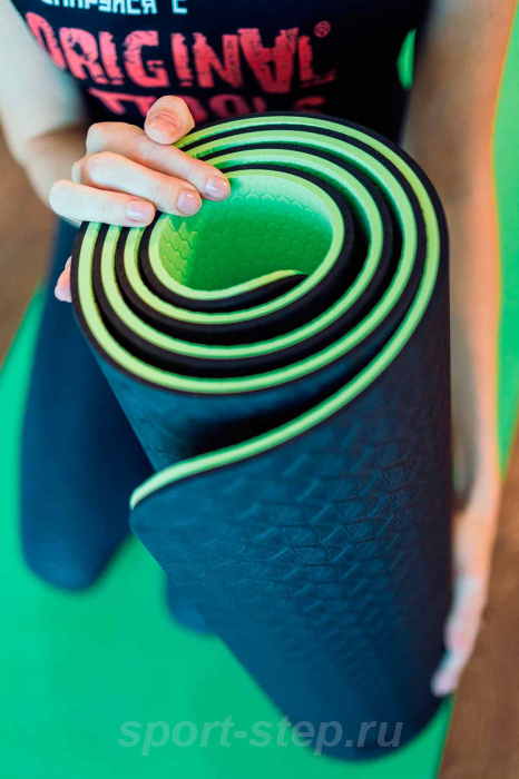 Коврик для йоги 10 мм двухслойный черно-зеленый + ремешок для йоги